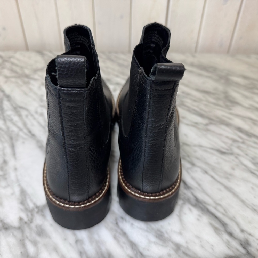 Caslon, Miller Water Resistant Lug Chelsea Boot, Black Leather Ankle Boots - Picture 5 of 9